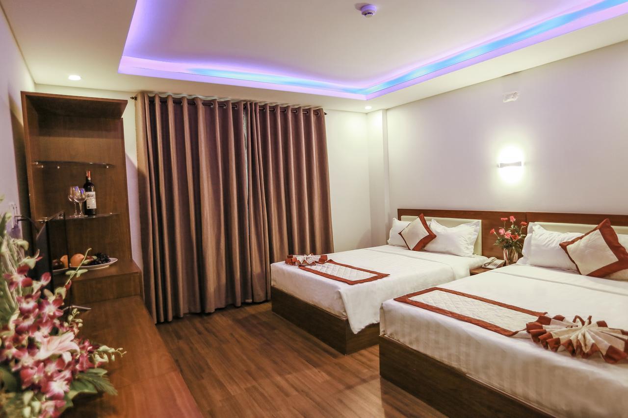 Kien Cuong Hotel Дананг Екстериор снимка