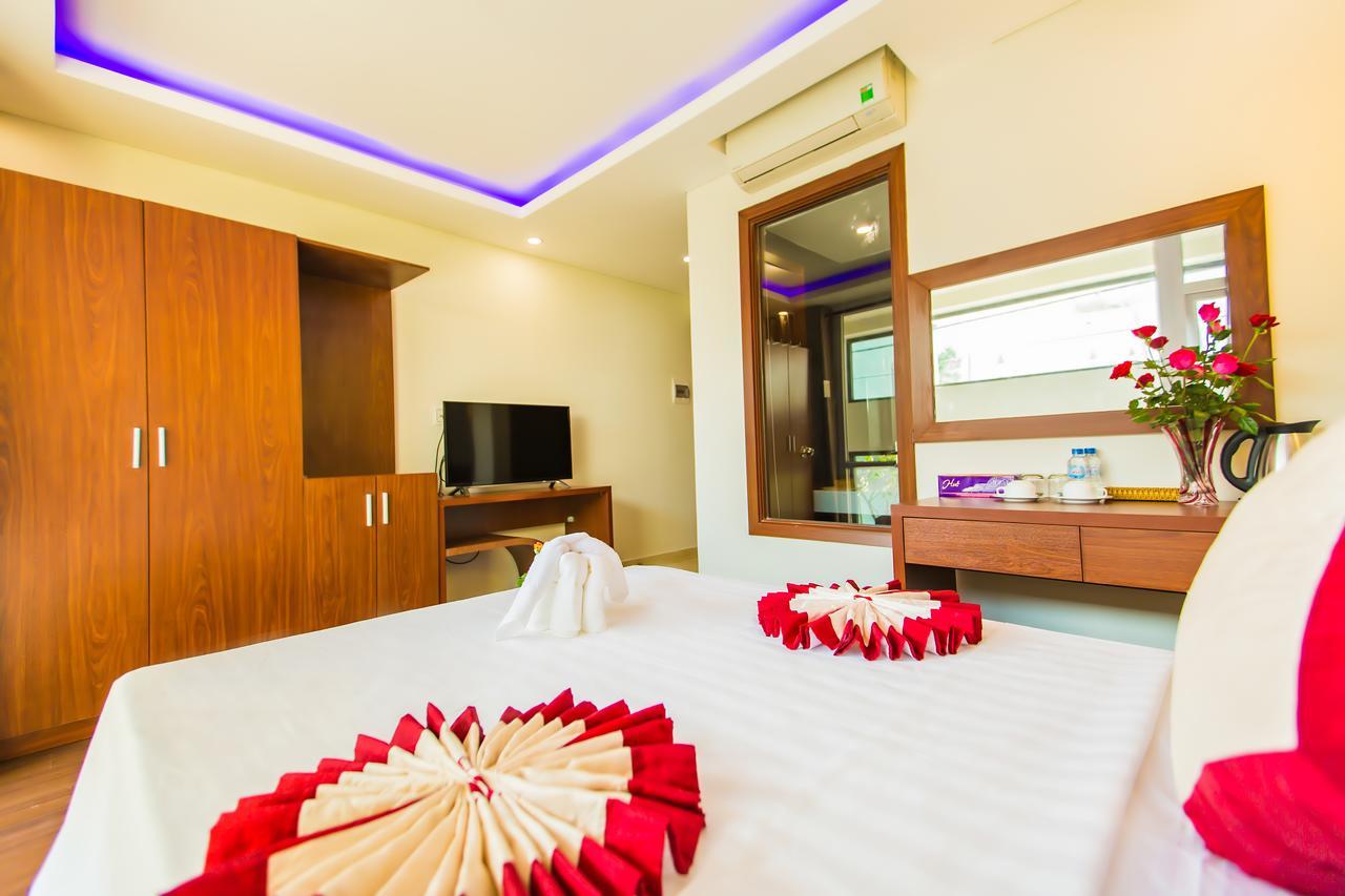 Kien Cuong Hotel Дананг Екстериор снимка