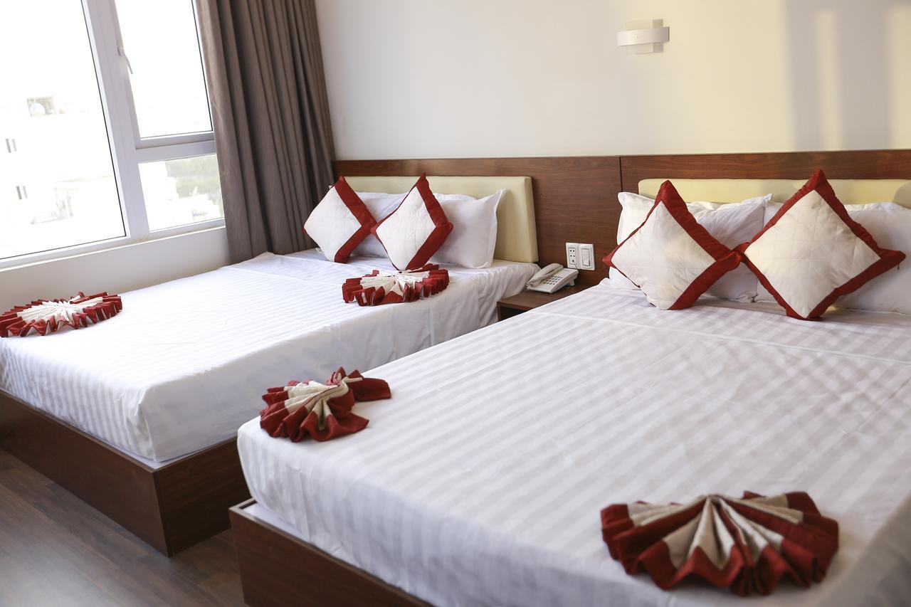 Kien Cuong Hotel Дананг Екстериор снимка