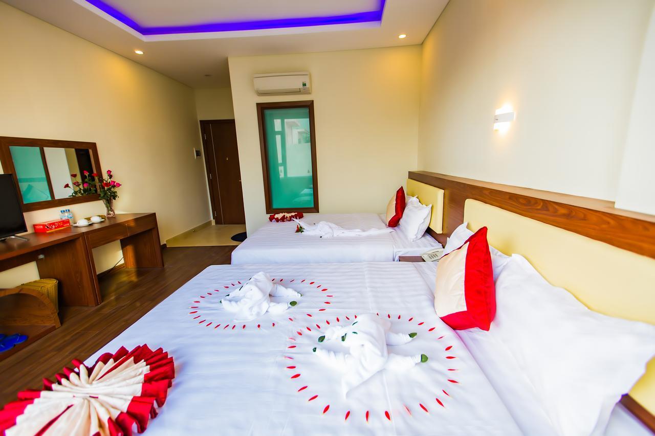 Kien Cuong Hotel Дананг Екстериор снимка