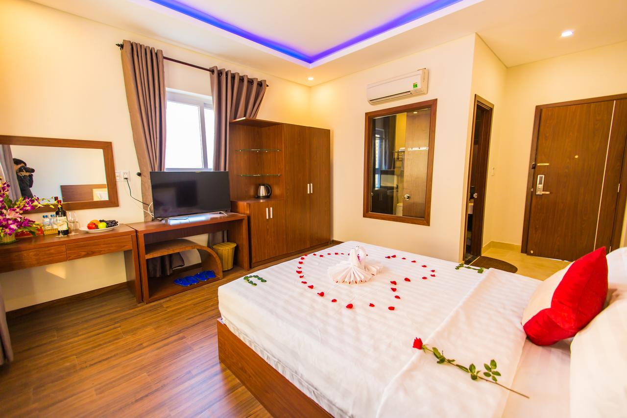 Kien Cuong Hotel Дананг Екстериор снимка