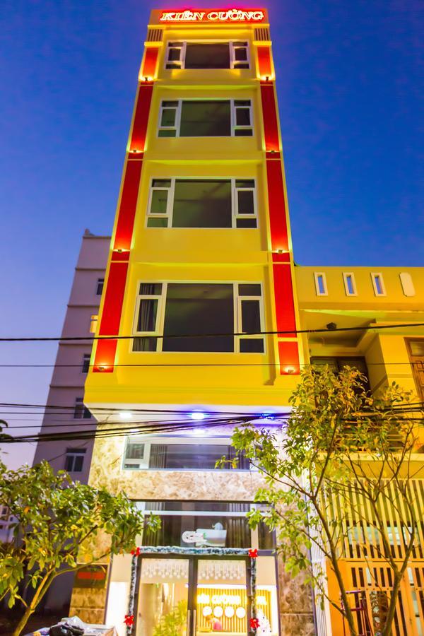 Kien Cuong Hotel Дананг Екстериор снимка