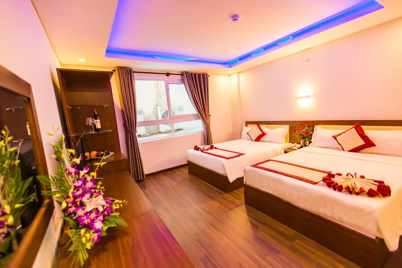 Kien Cuong Hotel Дананг Екстериор снимка