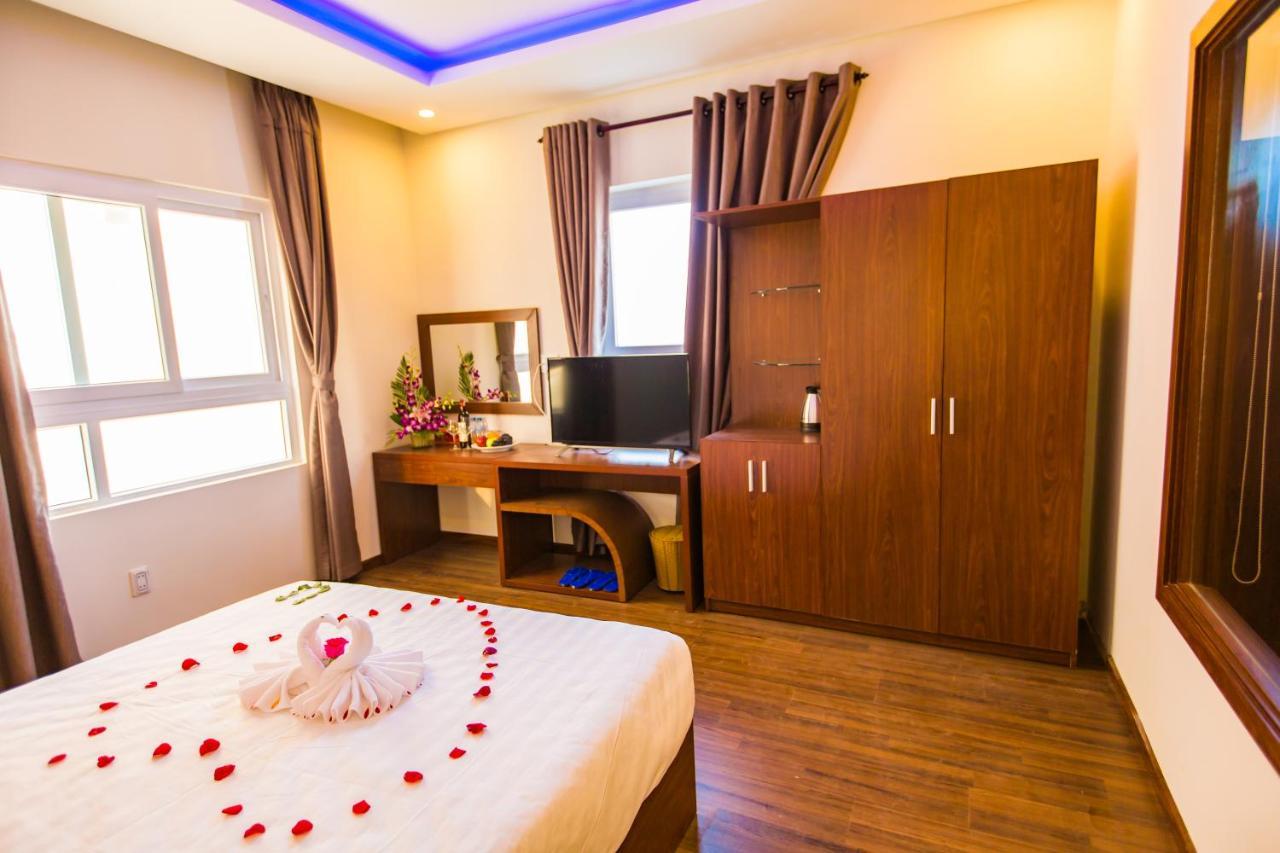 Kien Cuong Hotel Дананг Екстериор снимка