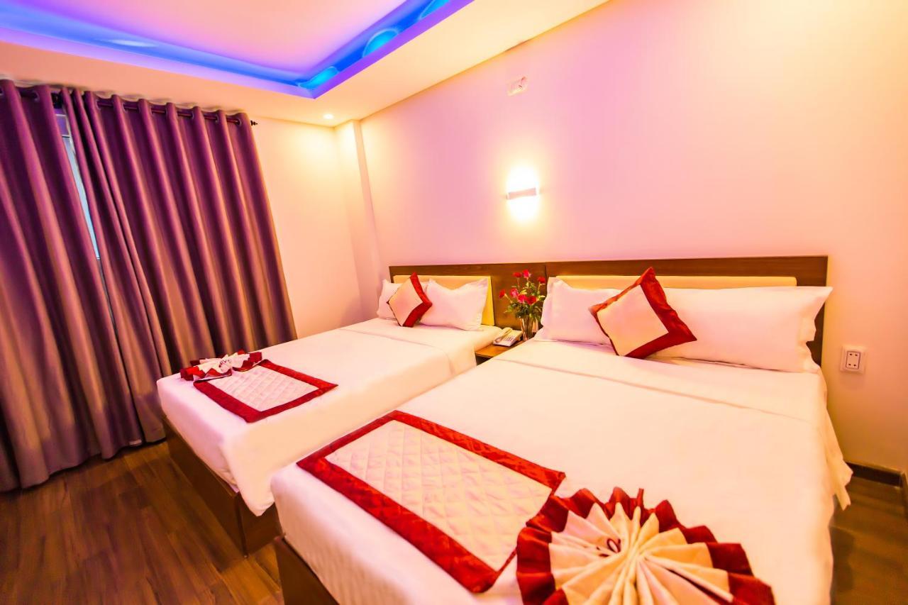 Kien Cuong Hotel Дананг Екстериор снимка