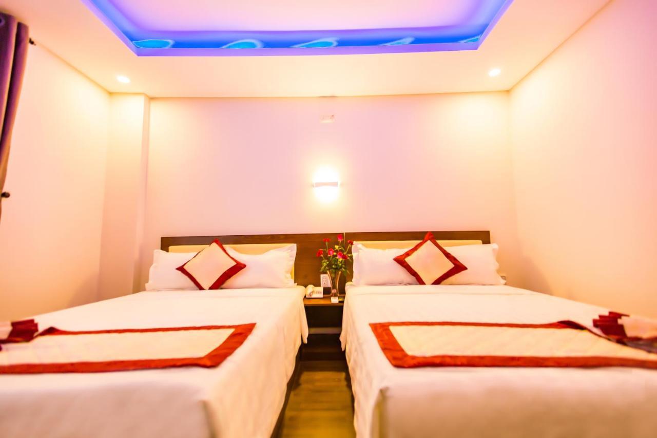Kien Cuong Hotel Дананг Екстериор снимка